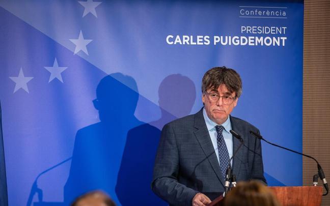 El president en el exilio, Carles Puigdemont, en la rueda de prensa en Bruselas.