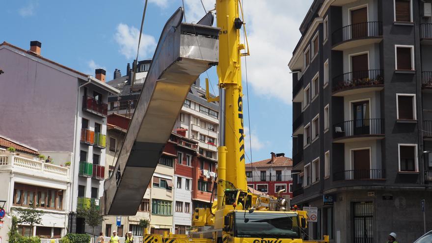 Retirada de las escaleras de Artekale debido a sus continuas averías debido a la suciedad y a la exposición a la intemperie