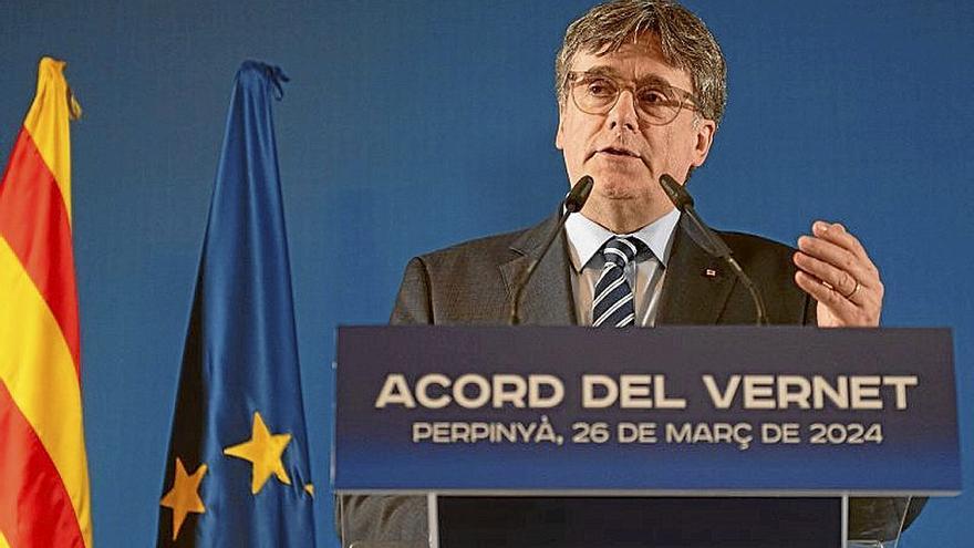 Carles Puigdemont, explicando su ‘lista de país’ para el 12-M. | FOTO: E.P.