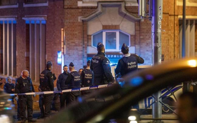 Imagen de archivo de un grupo de agentes de la policía de Bruselas. Imagen de archivo de un grupo de agentes de la policía de Bruselas.