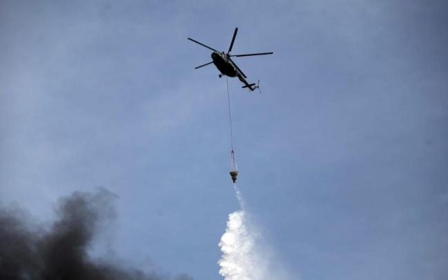 Una gran explosión en el puerto iraní de Bandar Abbas deja ya 25 muertos y más de 1.100 heridos / EFE Una gran explosión en el puerto iraní de Bandar Abbas deja ya 25 muertos y más de 1.100 heridos