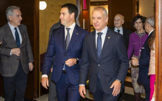 Imanol Pradales e Iñigo Urkullu en el encuentro.