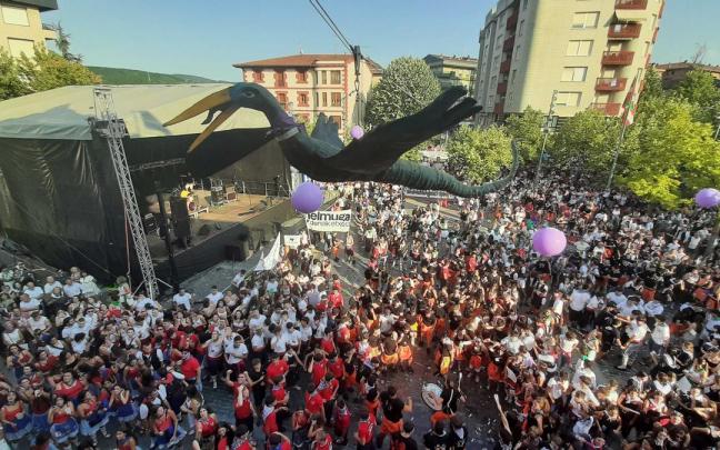 En imágenes: Amurrio empieza a disfrutar de sus fiestas