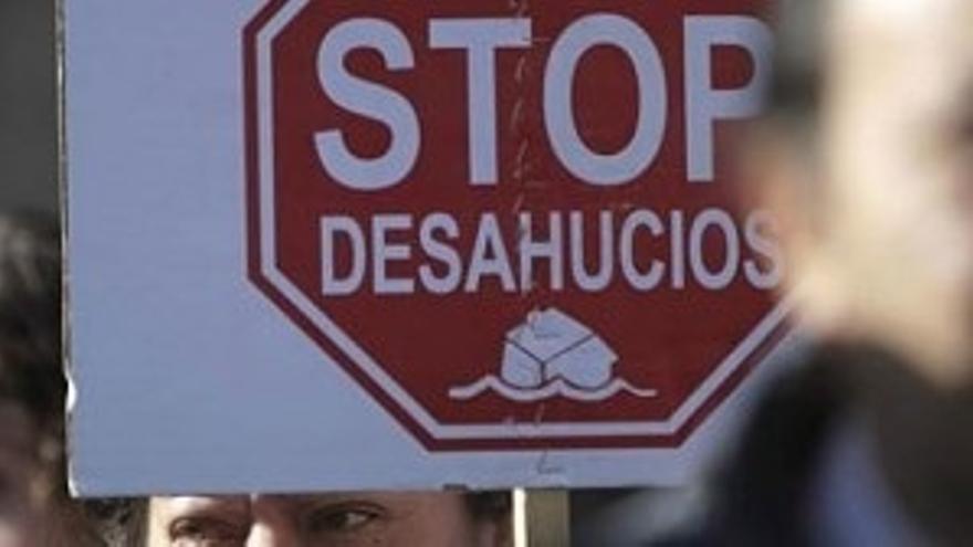 Lema Stop desahucios.