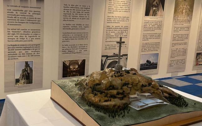 Imagen de la exposición organizada por Vox en la Eurocámara dedicada al Valle de los Caídos bajo el título 'La Cruz como símbolo de las raíces cristianas'. / EP Imagen de la exposición organizada por Vox en la Eurocámara dedicada al Valle de los Caídos bajo el título 'La Cruz como símbolo de las raíces cristianas'.