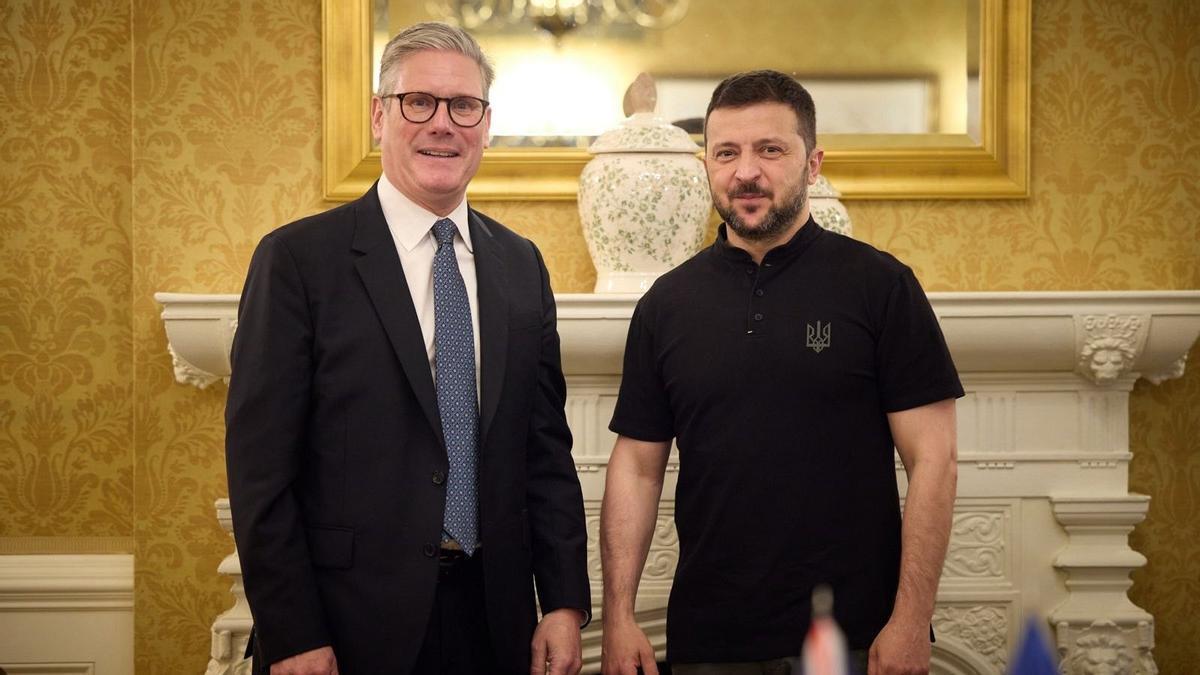 El primer ministro británico, Keir Starmer, y el presidente de Ucrania, Volodimir Zelenski, en una foto de archivo.