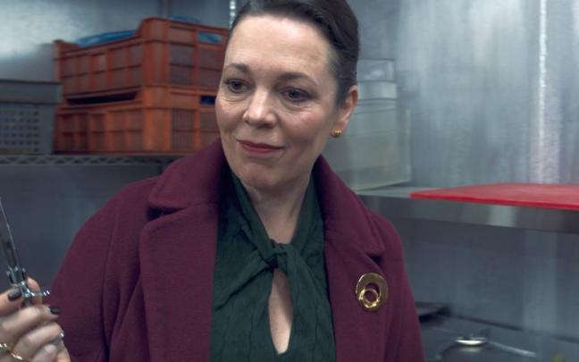 Olivia Colman, en la serie. Olivia Colman, en la serie.