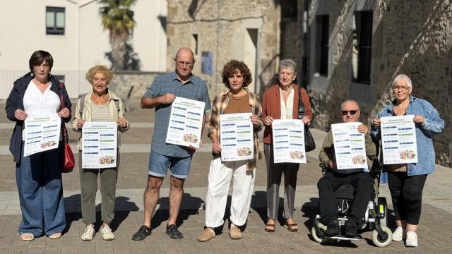 Representantes municpales y de los colectivos que han impulsado la programación.