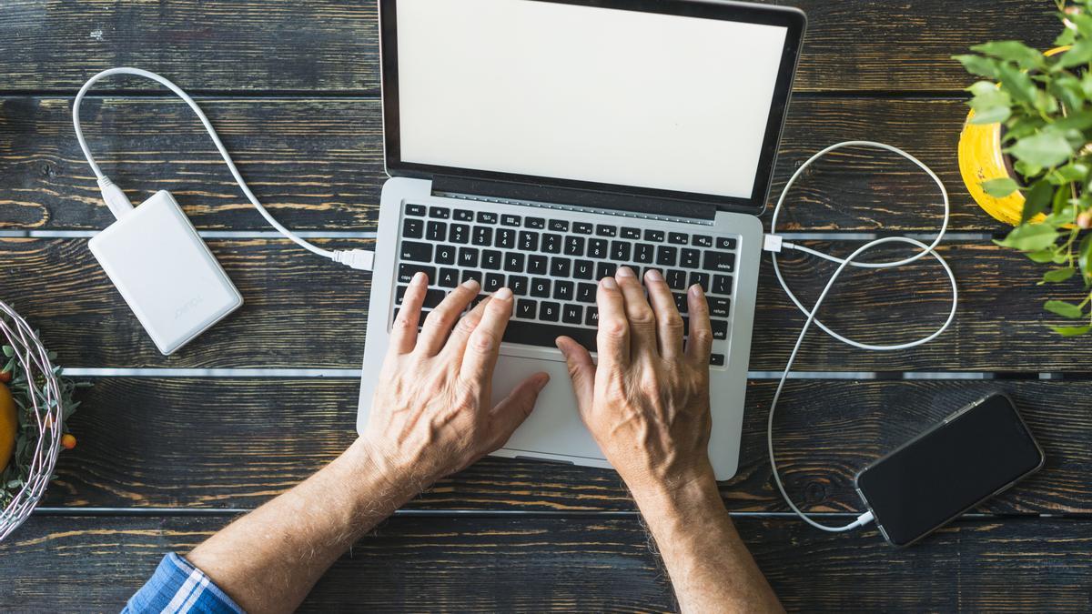 ¿Debe una IA pagar derechos por aprender?