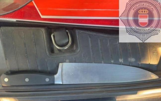 Cuchillo incautado al hombre detenido