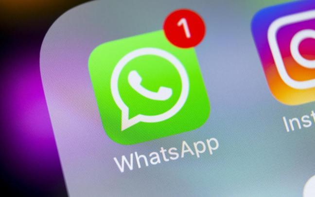 El icono de WhatsApp con la indicación de que hay un mensaje.