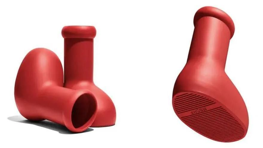 Botas rojas gigantes de MSCHF.