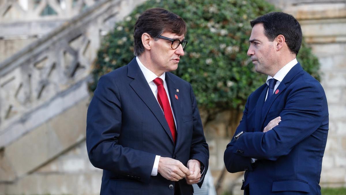 El president de la Generalitat, Salvador Illa, con el lehendakari, Imanol Pradales