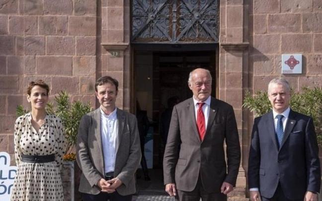 María Chivite, Alain Rousset e Iñigo Urkullu, en la reunión de la eurorregión Nueva Aquitania-CAV-Nafarroa. María Chivite, Alain Rousset e Iñigo Urkullu, en la reunión de la eurorregión Nueva Aquitania-CAV-Nafarroa.