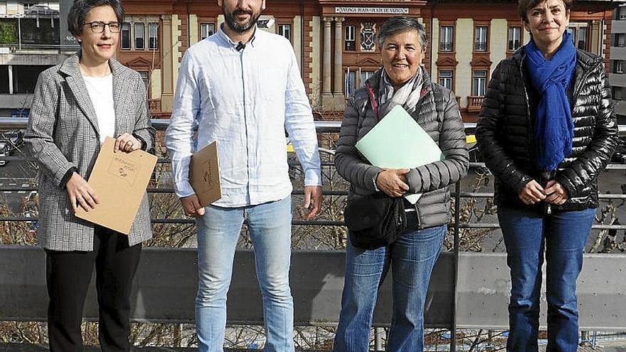 Josu Mendicute durante su comparecencia ante la prensa. | FOTO: A.Z.