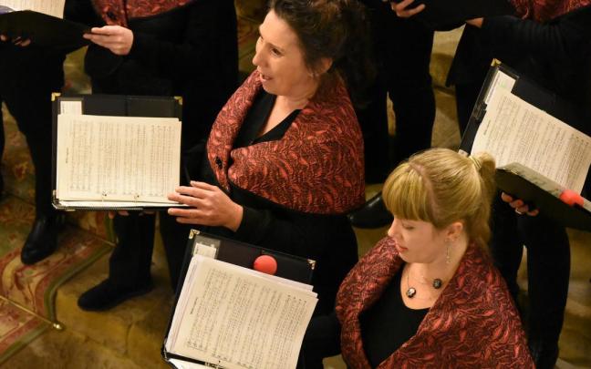 La coral Loinatz Abesbatza de Beasain en un concierto.