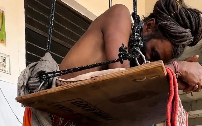 Daulat Giri Ji Maharaj, el monje viral de la India