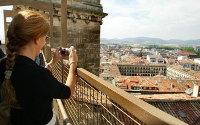 Arabako Aldundiak ia 1,6 milioi euro inbertituko ditu Arabako Turismo Plataforma Adimenduna abiatzeko.