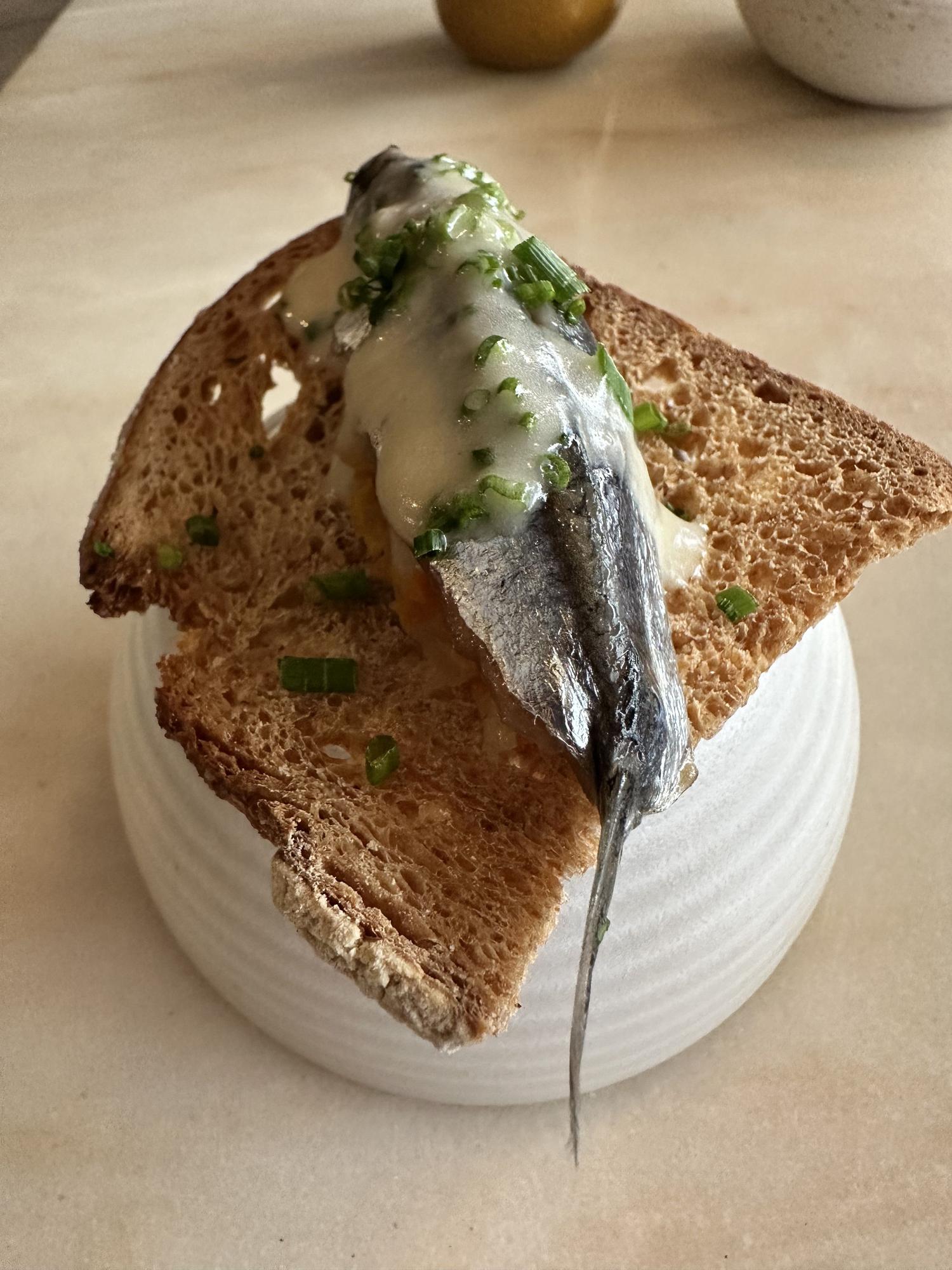 Antxoa en escabeche suave.