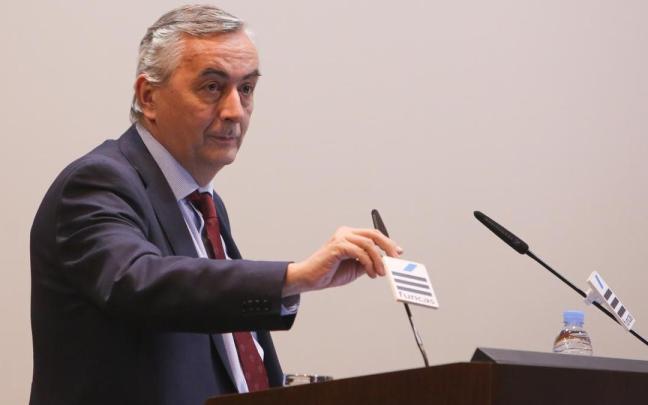 El director general de Funcas, Carlos Ocaña. El director general de Funcas, Carlos Ocaña.