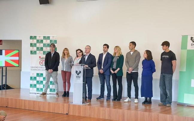 El rector de la EHU ha presentado el programa de la Semana de solidaridad ‘EHU con Palestina’