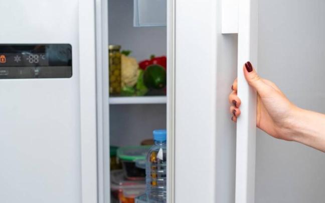 Uno de los efectos menos visibles pero igualmente importantes de un apagón de esta magnitud es el impacto en la conservación de los alimentos