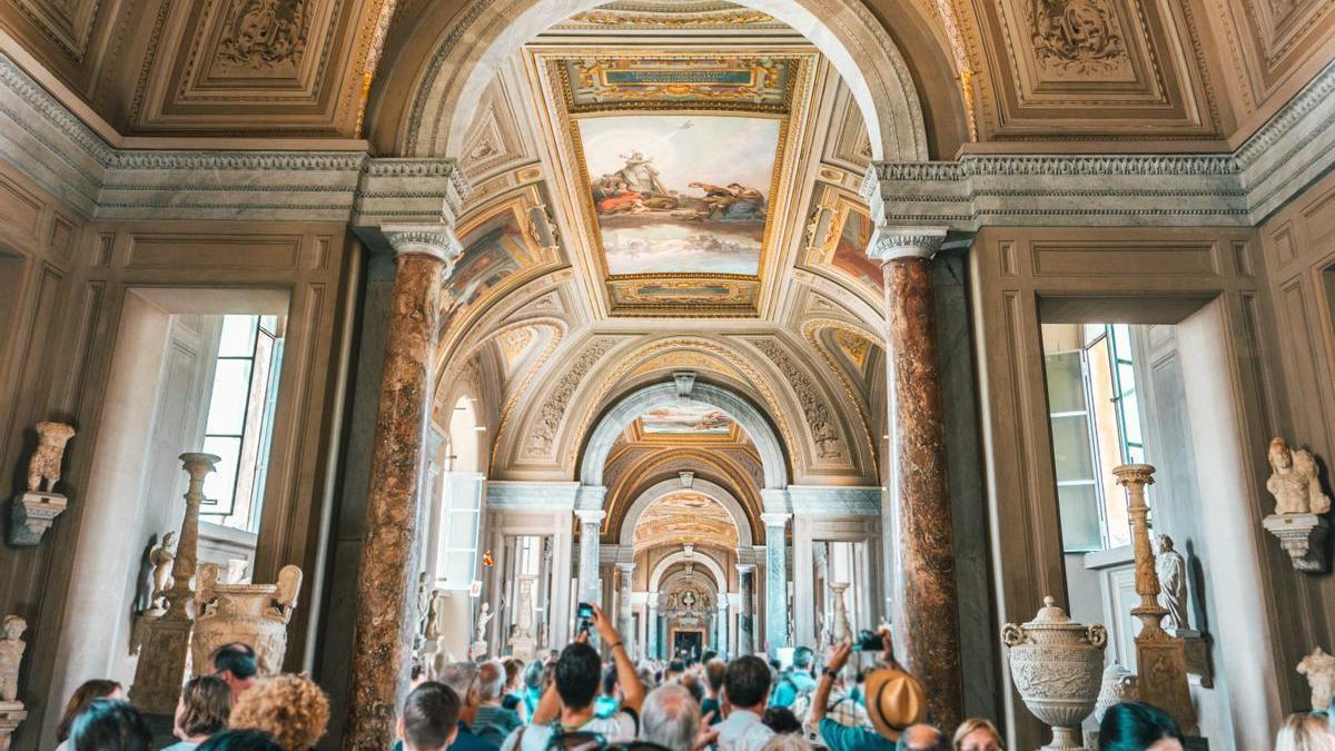 Imagen del interior de los museos de la Ciudad del Vaticano.