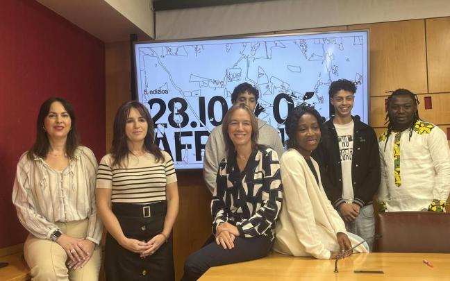 Afrikaldiaren bosgarren edizioak 12 film eskainiko ditu Gasteizen.