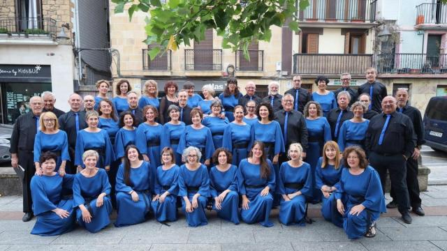 Integrantes del coro Zarautz Abesbatza.