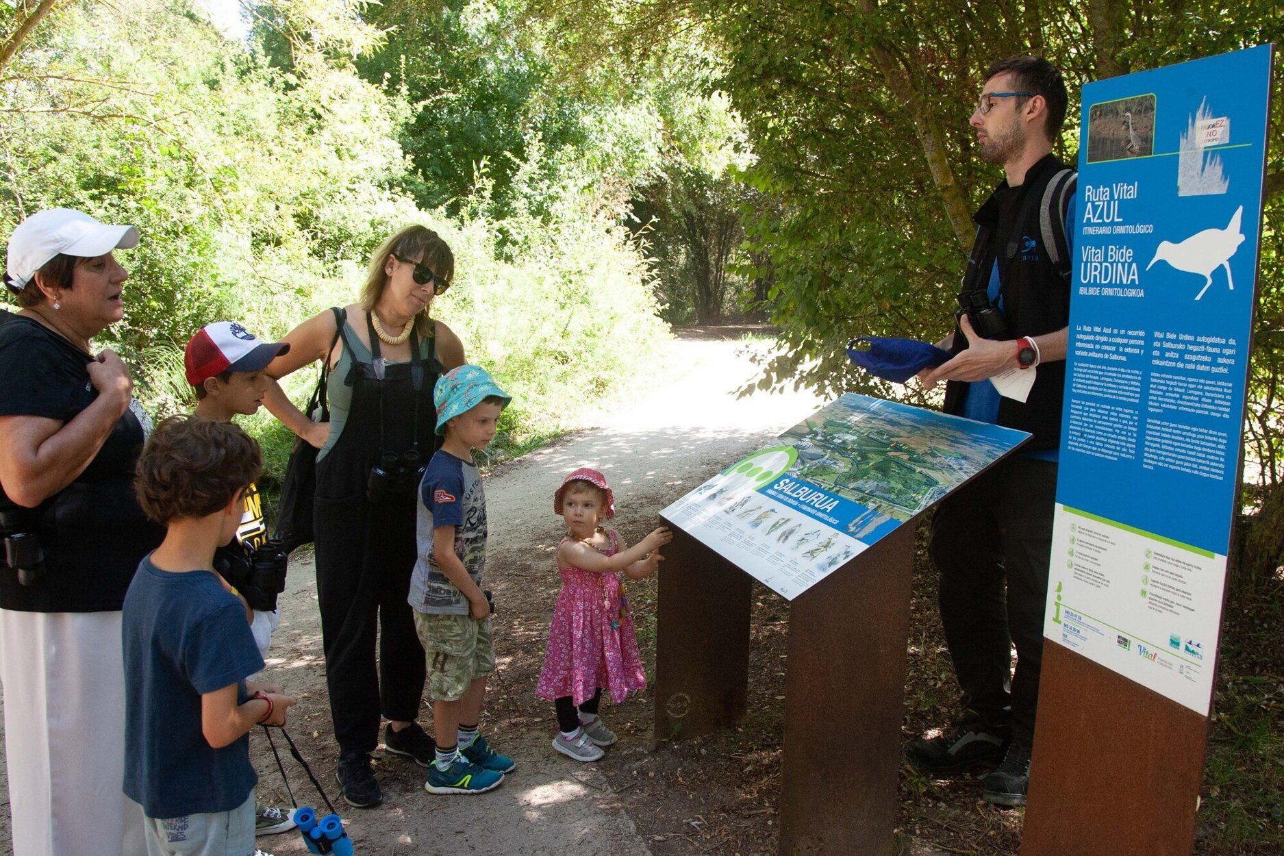 Visita organizada el el centro de interpretación de los humedales de Salburua, Ataria.
