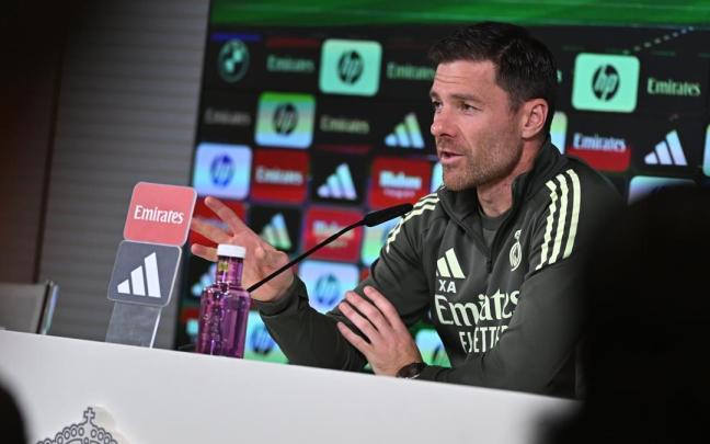 Xabi Alonso, técnico del Real Madrid, durante su comparecencia de hoy.