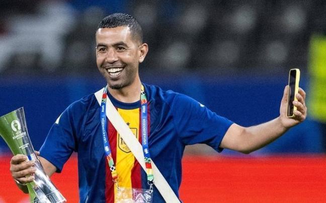 Lamine Yamal y su padre