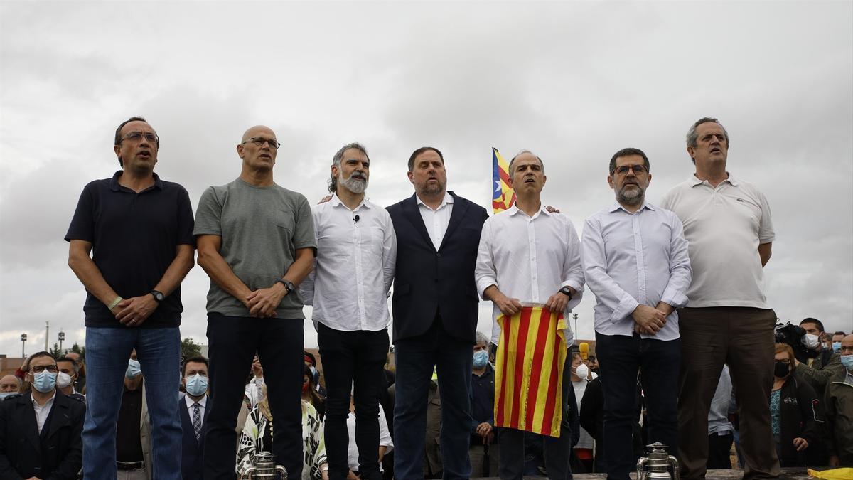 Los condenados en el procés tras su puesta en libertad.