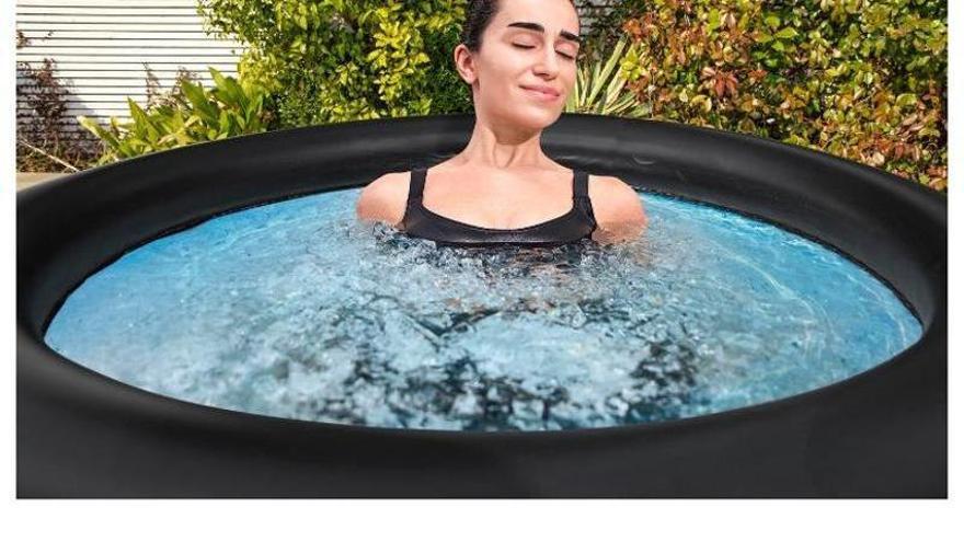 Imagen del baño de hielo Bestway Lay z Spa Glacial Zen que está a la venta en Lidl