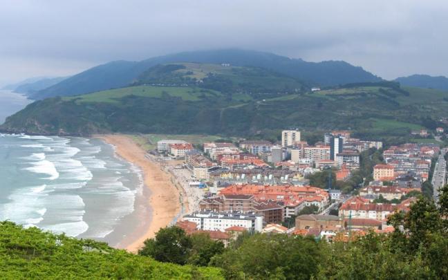 La villa de Zarautz desde Vista Alegre.