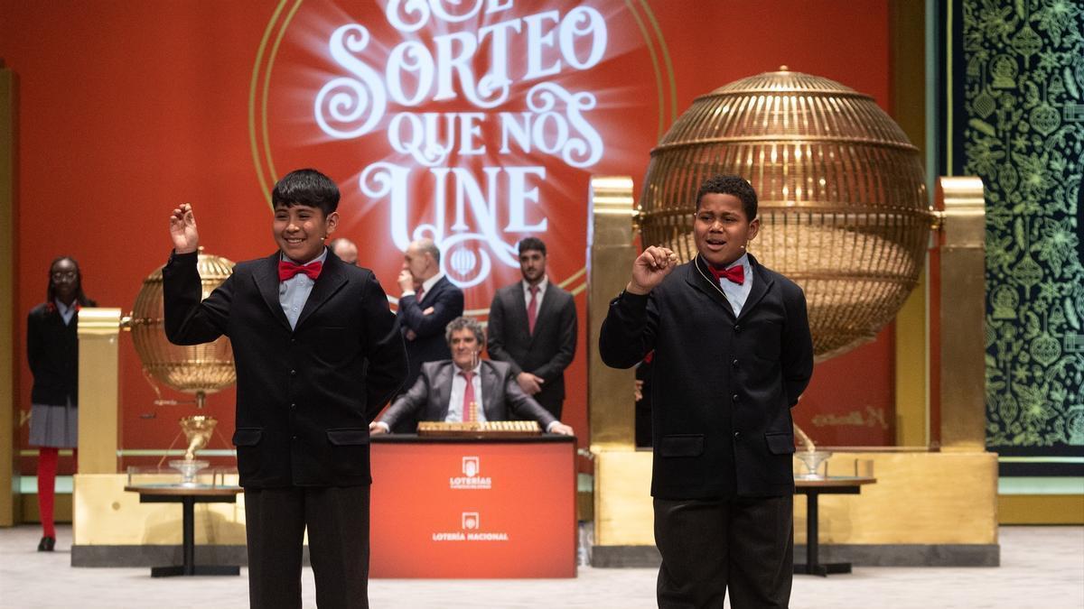 Este viernes regresa el tradicional soniquete de los niños de San Ildefonso.