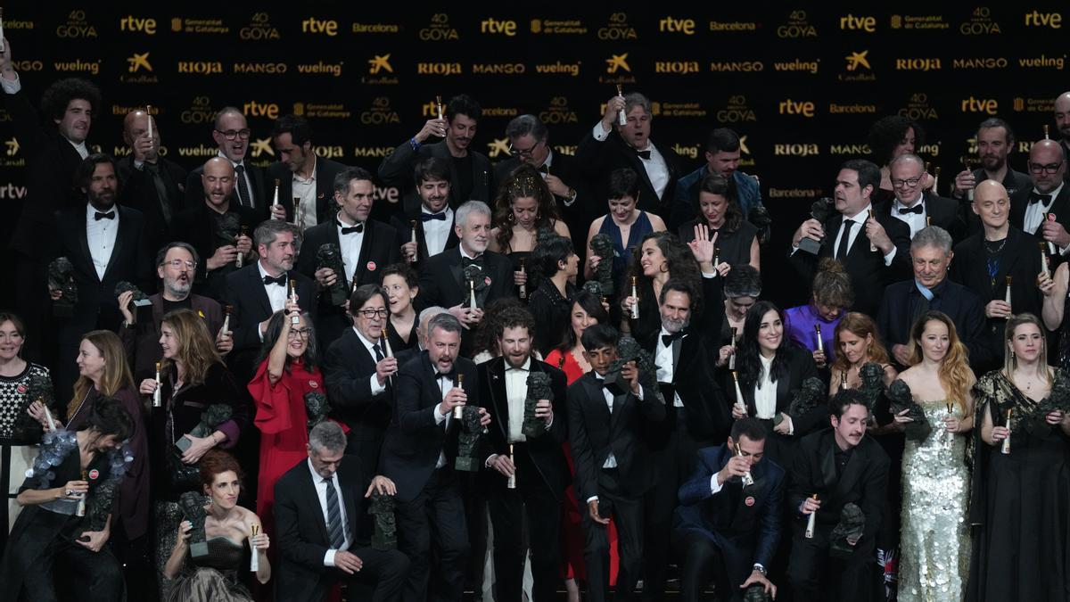Foto de familia de los premiados en la 40º edición de los Premios Goya.