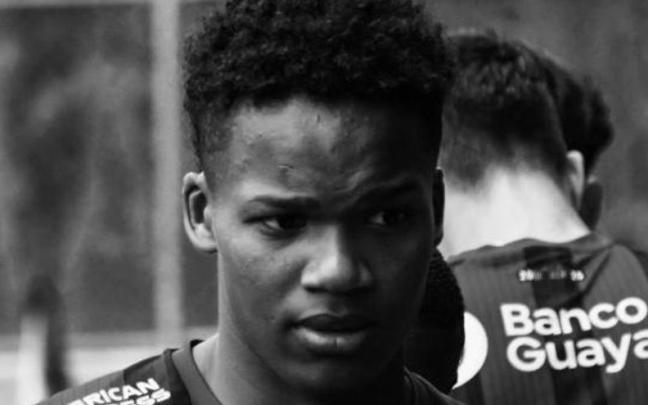 El futbolista ecuatoriano Miguel Nazareno