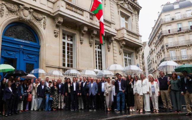 El PNV regresa al edificio parisino que le arrebató el franquismo