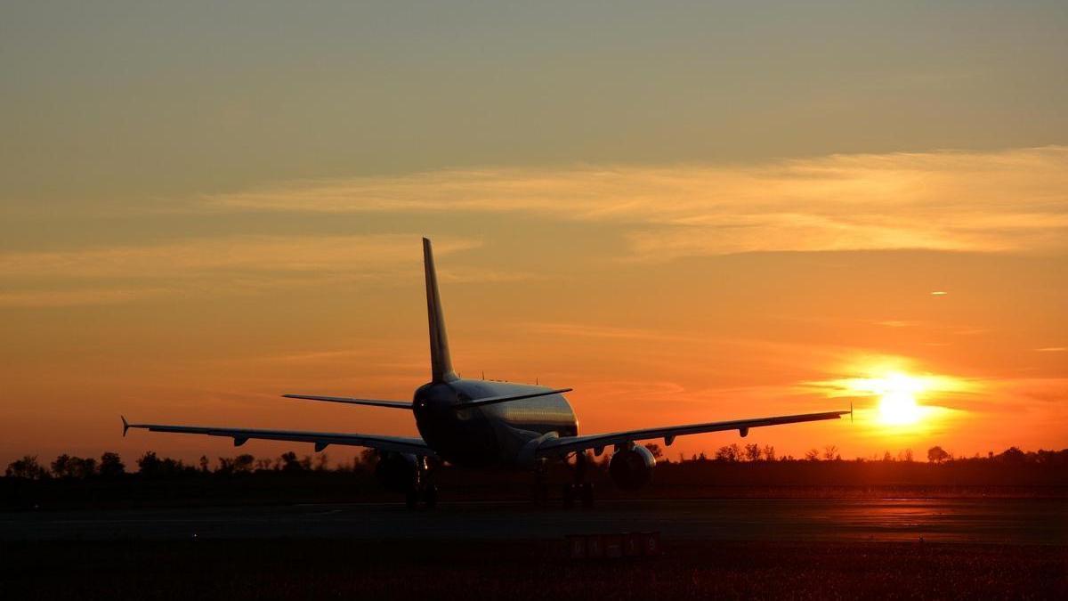 Imagen de archivo de un avión.