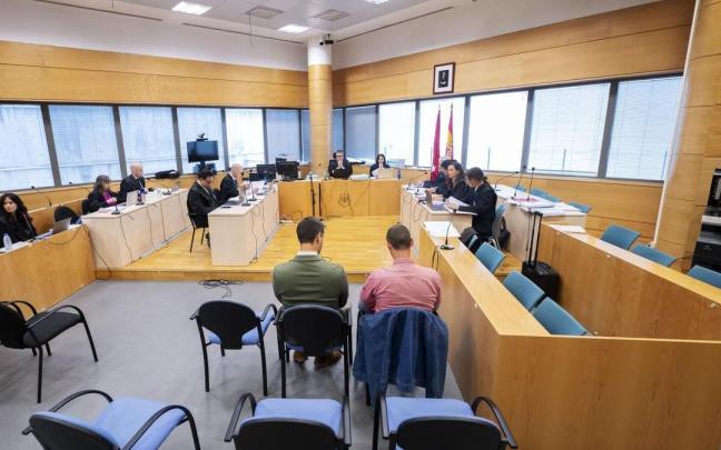 Los acusados en la primera jornada del juicio por el 'caso Vivotecnia'.