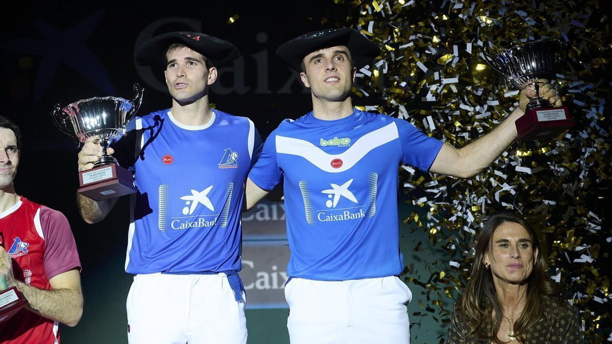 En imágenes: Jon Ander Peña y José Javier Zabaleta ganan el Masters CaixaBank ante Altuna III e Iztueta en el Navarra Arena.