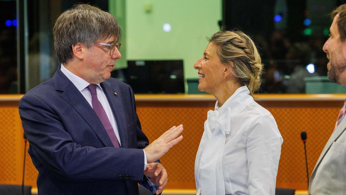 Puigdemont y Yolanda Díaz durante su encuentro en Bruselas.