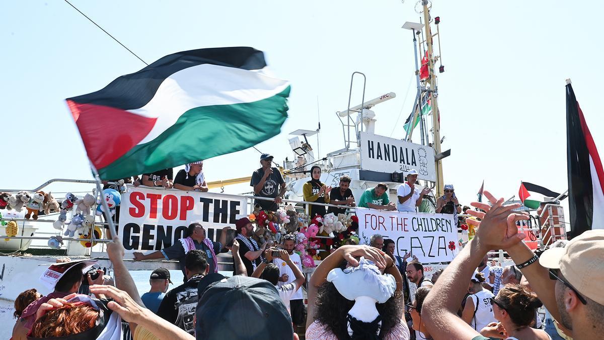 La Global Sumud Flotilla (GSF) ha organizado una nueva misión de ayuda humanitaria a Gaza que contará con una flotilla marítima unificada que saldrá desde Barcelona el 29 de marzo y una caravana humanitaria de personas por tierra, que