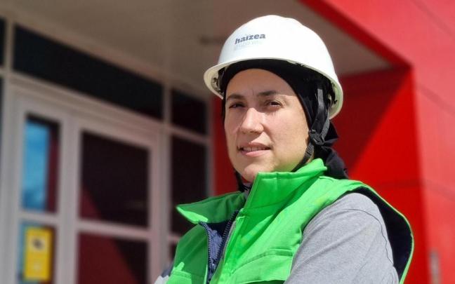 Estibaliz Aseguinolaza, en las instalaciones de Haizea grupo WEC, en Agurain.