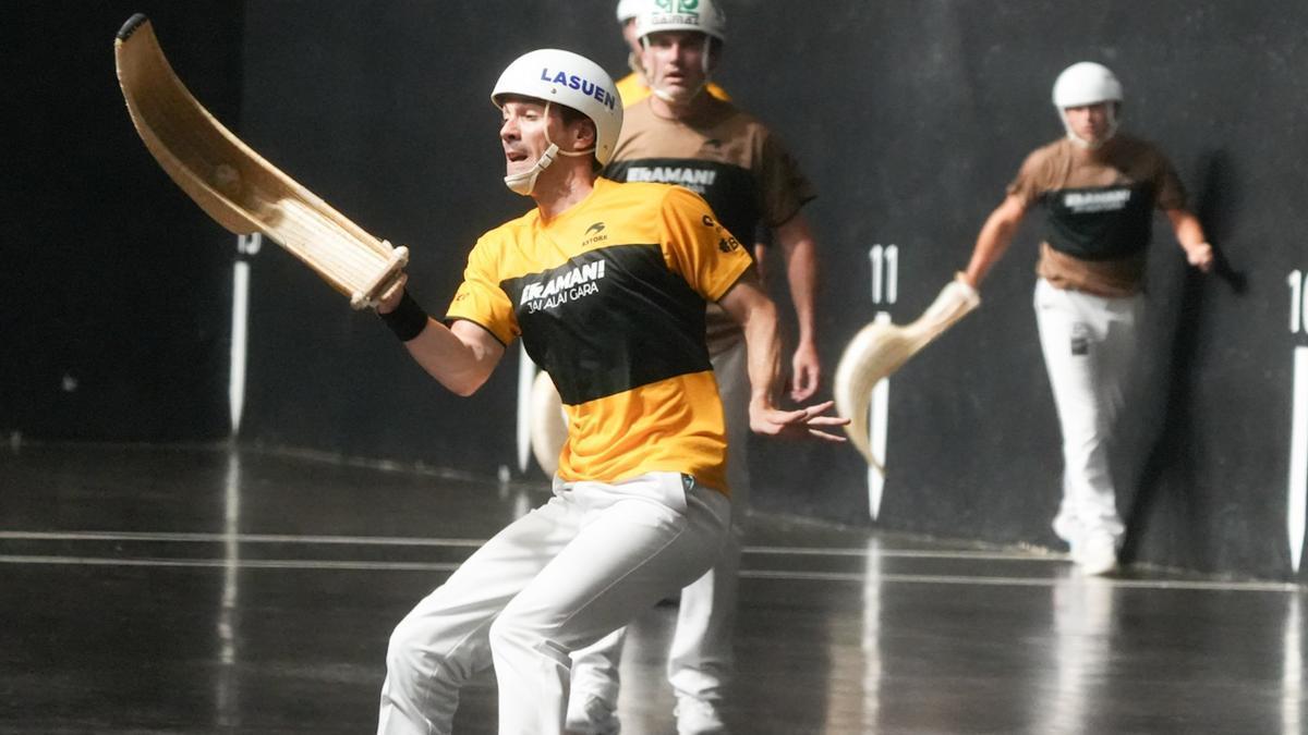 En imágenes: Barandika y López, finalistas de la Jai Alai League tras derrotar a Aritz Erkiaga y Basque.