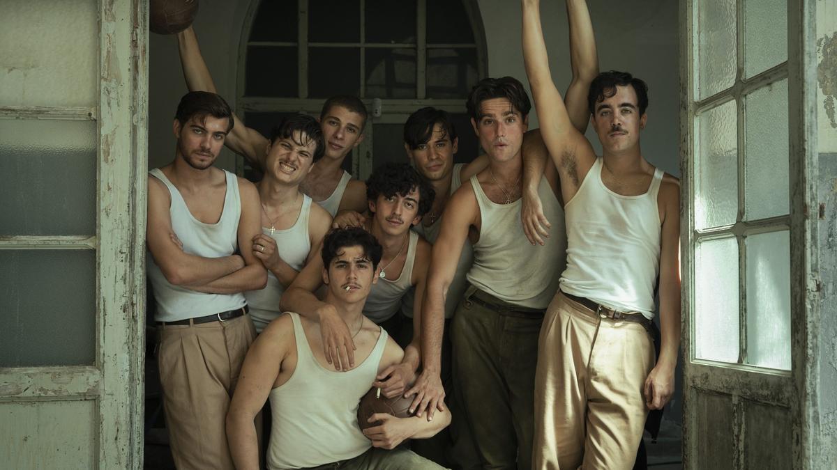 Imagen de promoción de 'La bola negra'.