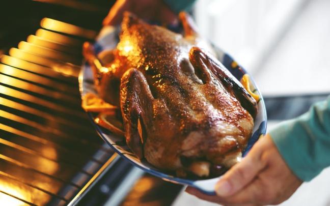 En multitud de ocasiones recurrimos a agregar grasas como aceite o mantequilla a nuestro asado.