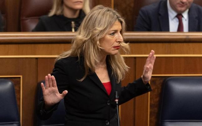 Yolanda Díaz interviene durante la sesión de control.