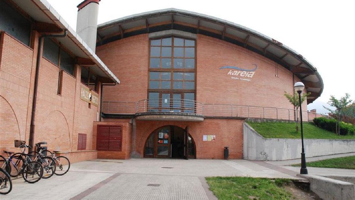 El polideportivo Karela de Orio